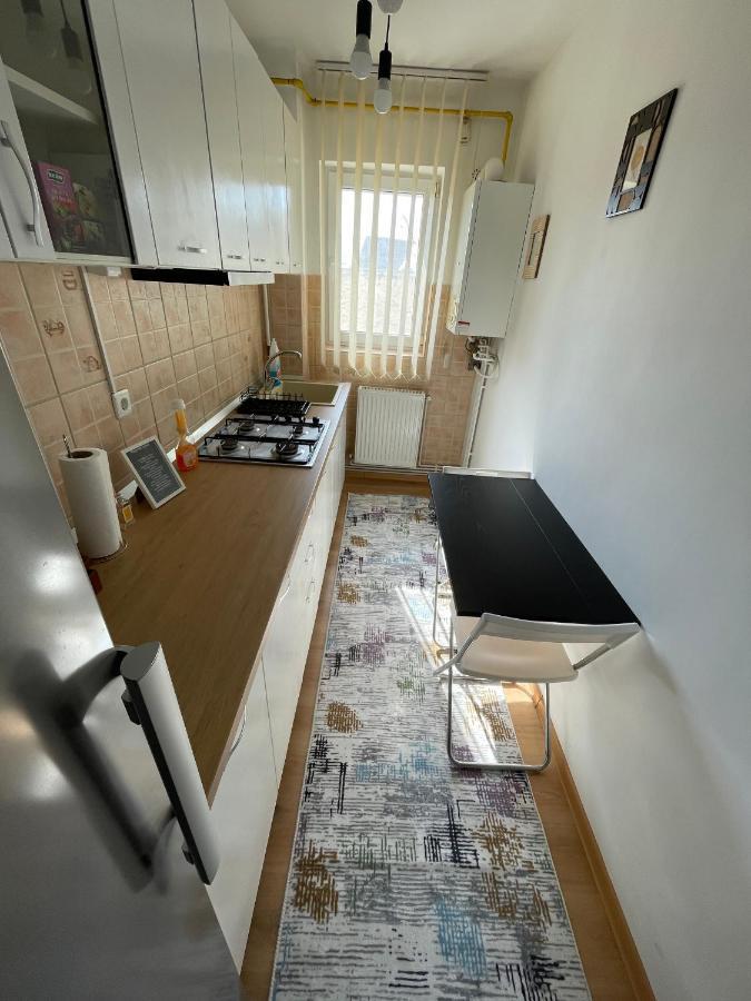 Apartament Cina Husi Luaran gambar